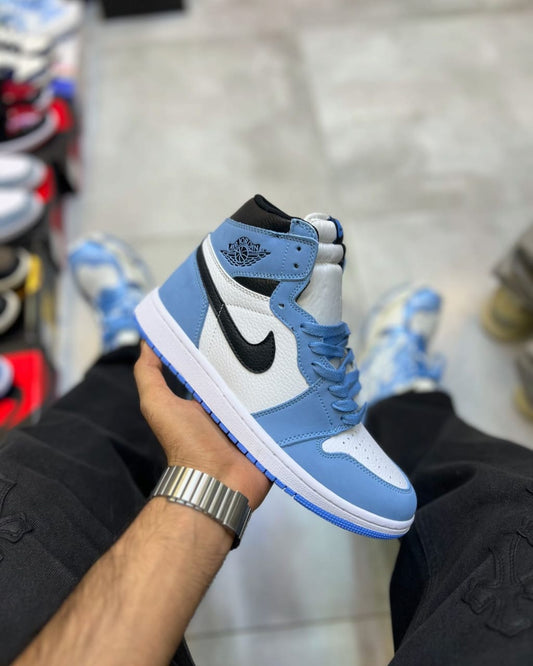 NIKE Sneakers - Suede Boot